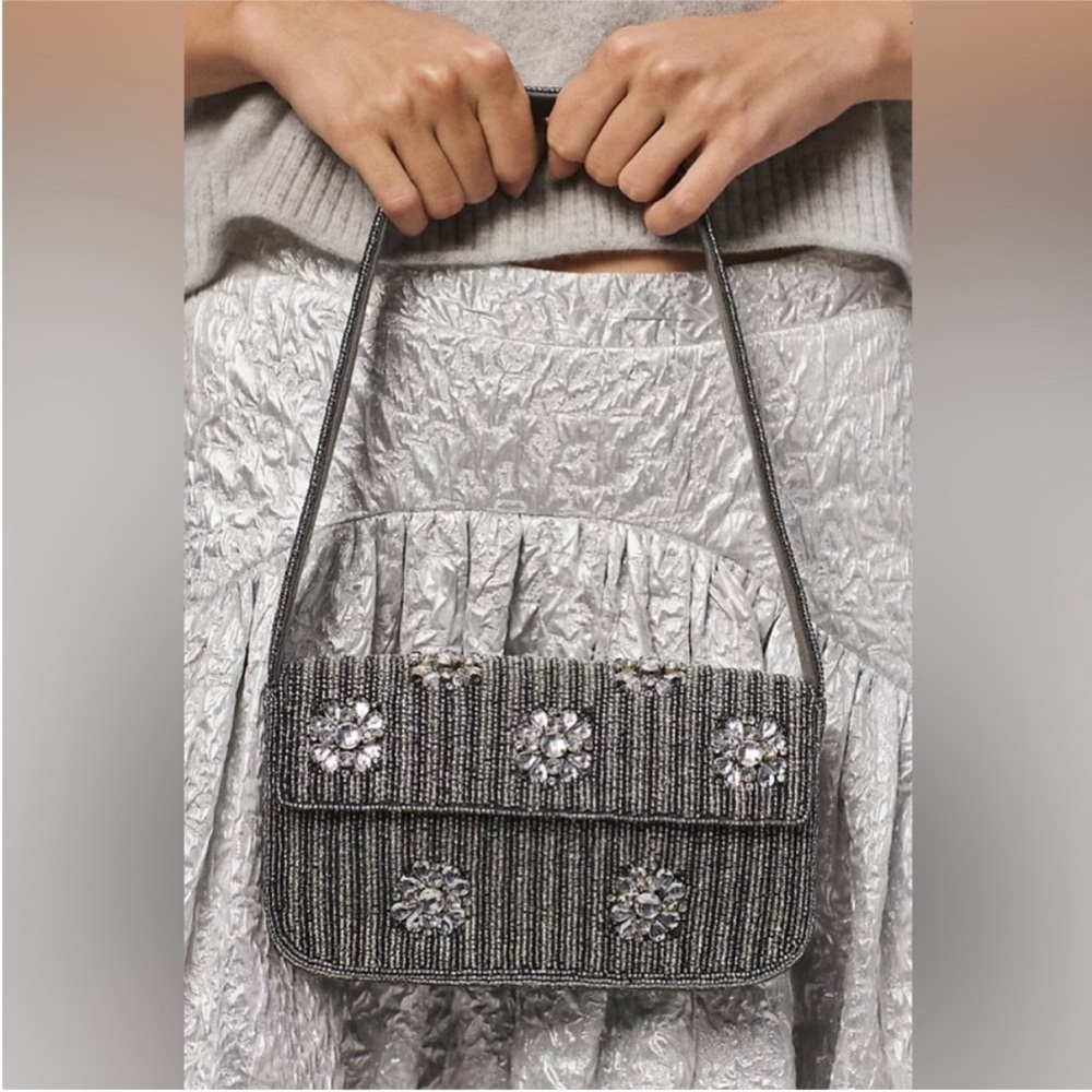 Elegant Anthropologie Silver and Glass Beaded Women's Shoulder Bag